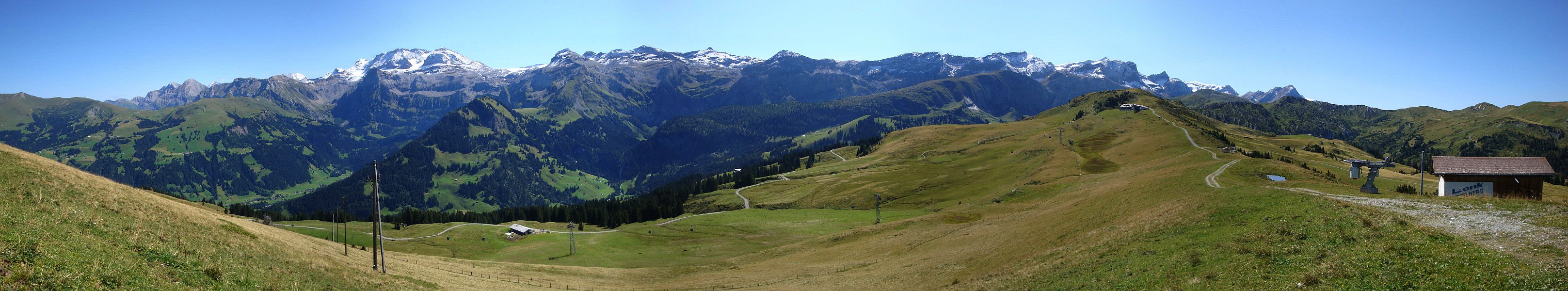 Mülkerblatten Lenk im Sommer