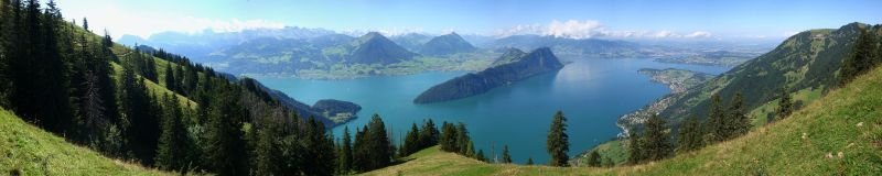 Rigi Panoramaweg hinter First